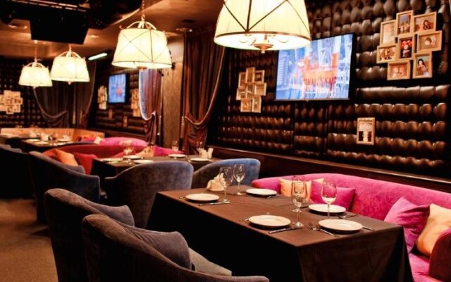 Hotel Troya West