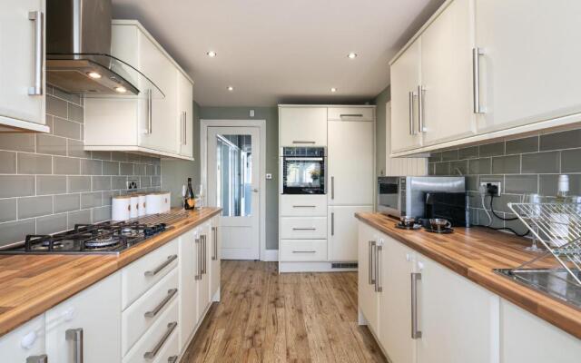 Rest & Recharge - Koi House