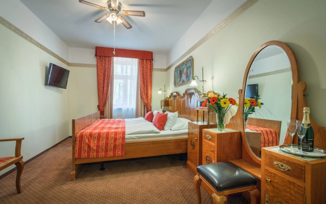 Hotel Mucha