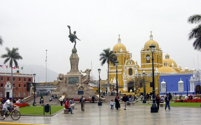 Hotel Jultom Inn & Suite