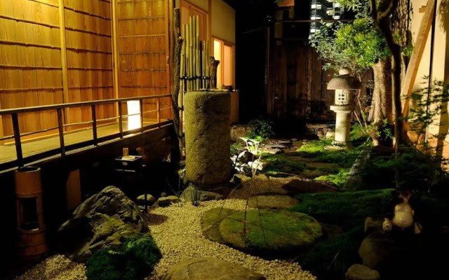 Itsutsuji-an