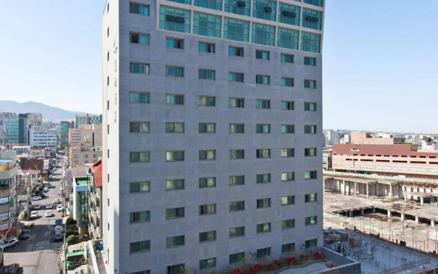 L&L Central Hotel