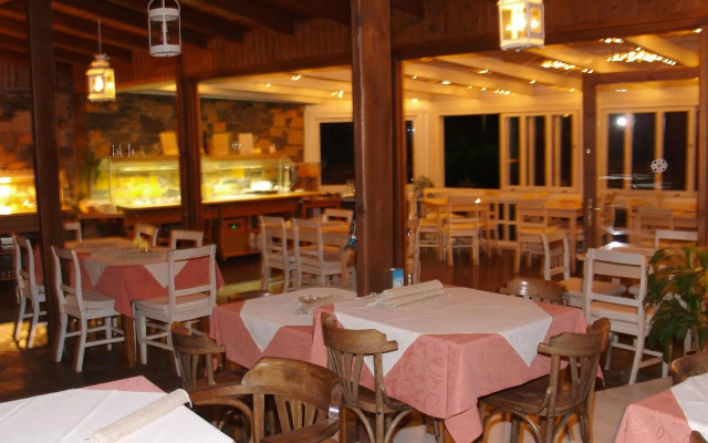 Cretan Village Hotel