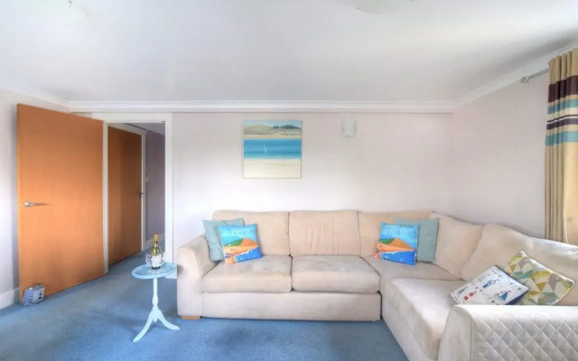9 Maritime House