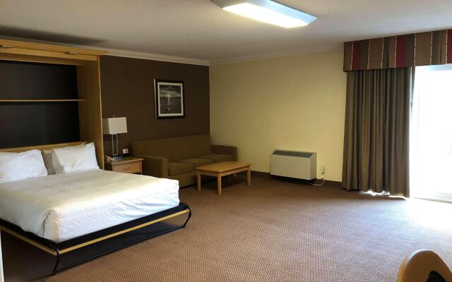 Best Western Plus Cobourg Inn & Convention Centre