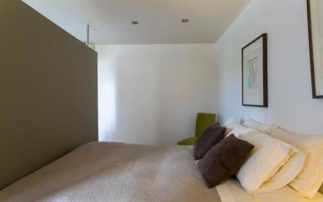 Dalma Flats - Garden