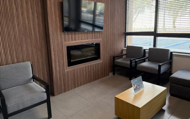 Wingate by Wyndham Jacksonville FL