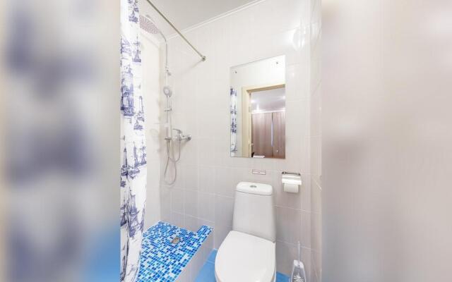 Авион на проспекте Ленина 38