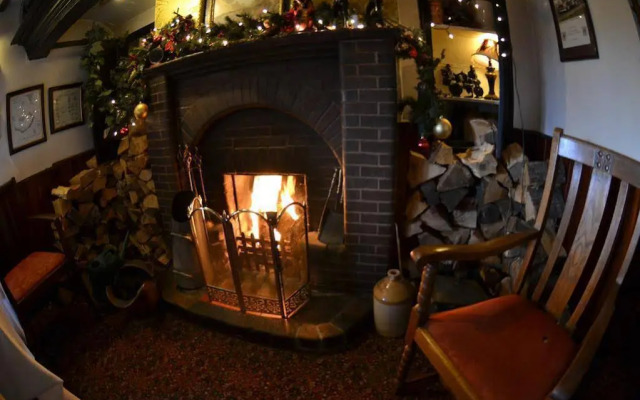 The Royal Arms Hotel