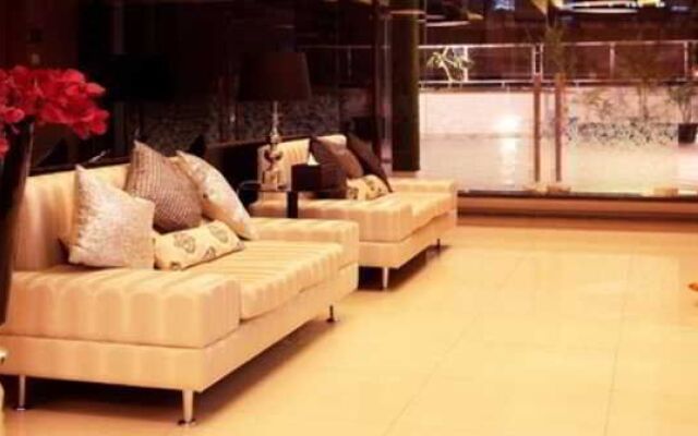 Hotel Metro International