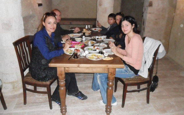 Kemerhan Hotel & Cave Suites