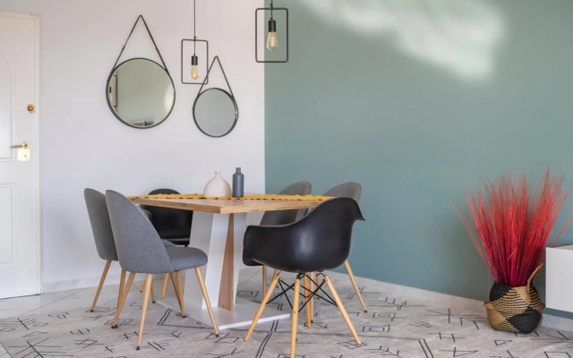 Bright 3 bd apt, Hellenikon Metr. Park , Glyfada