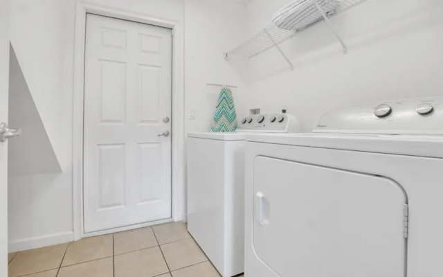 400viola 6 Bedroom Villa