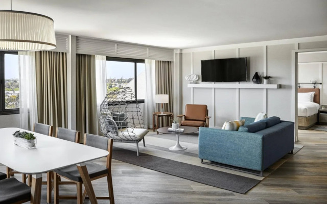 Westdrift Manhattan Beach, Autograph Collection by Marriott