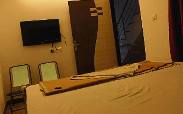OYO 701668 Gyan Villa