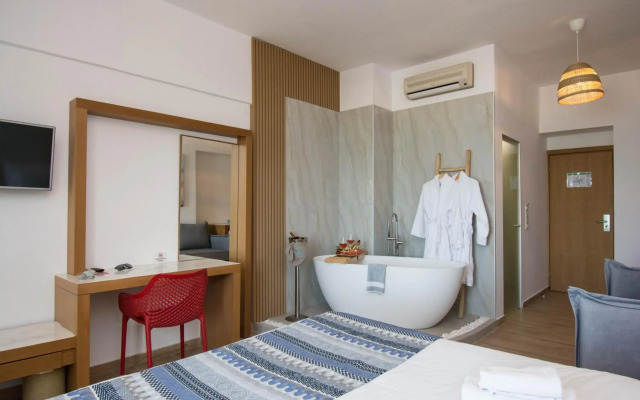 Yianna Caravel Suites