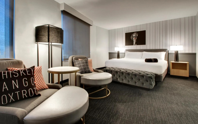 The Rose Hotel Chicago O’Hare, Tapestry Collection by Hilton