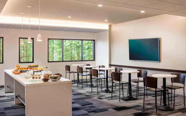Four Points By Sheraton Norwood