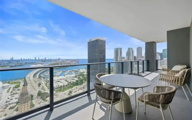 Apartment 3br-3 BTH - Gym Pool