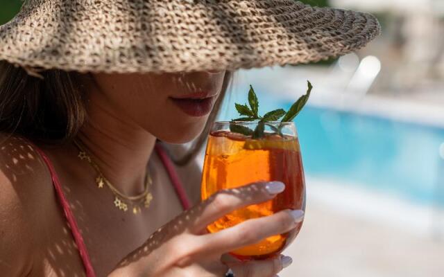 Angela Suites Boutique Hotel