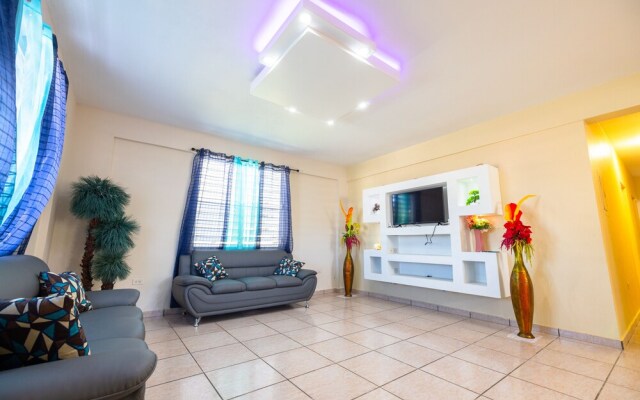 Colinas del Atlantico Vacational House 2nd Floor