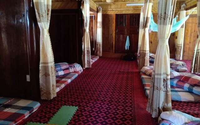 Yen Nhu Guesthouse - Hostel