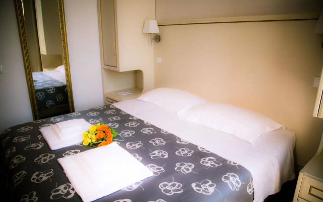 St. Peter Central Rooms B&B