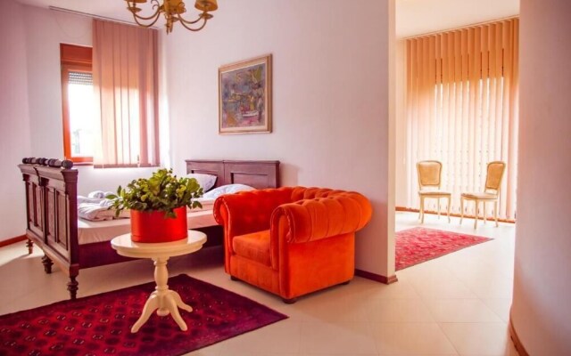 Belgrade Hills Villa and Suites