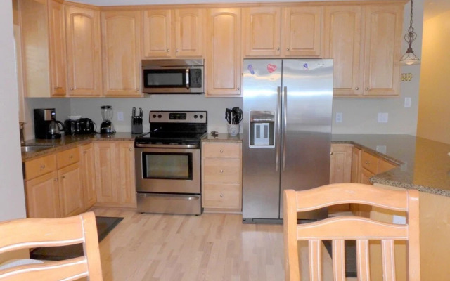 Oc820 Wesley Ave 1st-floor