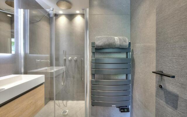 CMG - Appartement de standing avec balcon - 2BR/6P - Cannes