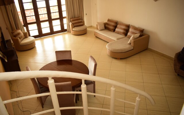 Sunrise View Beachfront Apartments