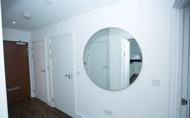 High view 2 Bedroom apt - Woolwich