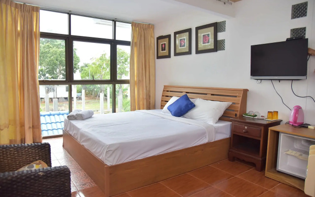 Baan P'Mike Resort Pranburi