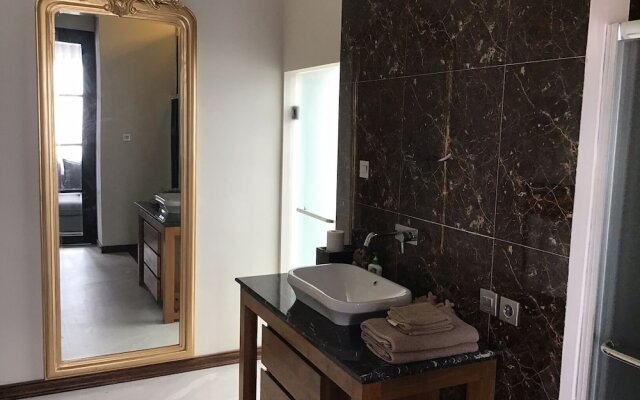 Casa Narrow Villa - Rote