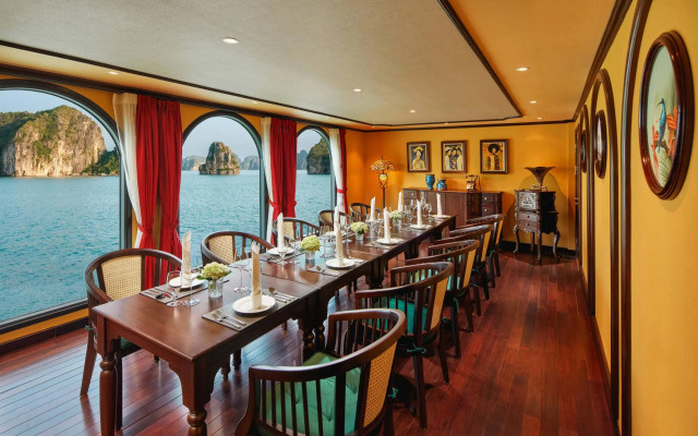 La Vela Classic Cruise - Managed by Paradise Cruises