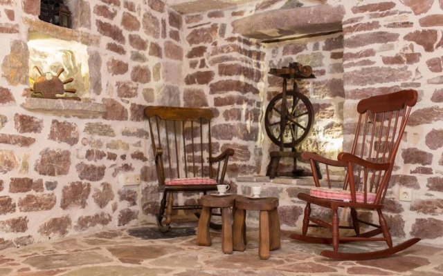 Old Stone House Villas