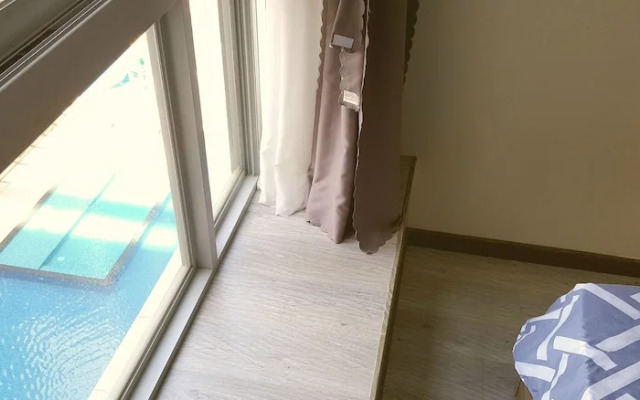 Scenic Valley Luxury 2BR SW Pool 07th