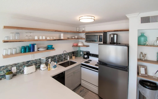 Seascape 2307 1 Bedroom Condo by RedAwning