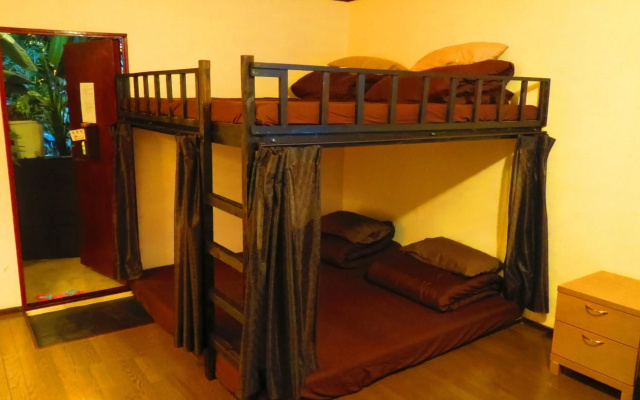 Stella Resort - Hostel – Guest Rooms – Naha