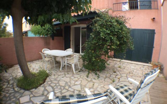 Cp 19 Villa 4 Pièces 6 Couchages Gruissan