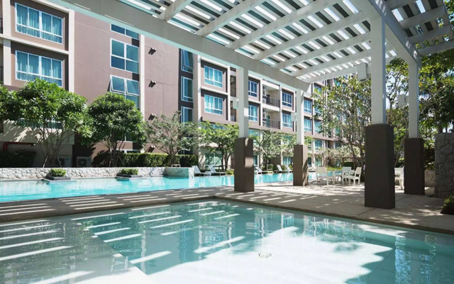 Baan Peang Ploen By Favstay