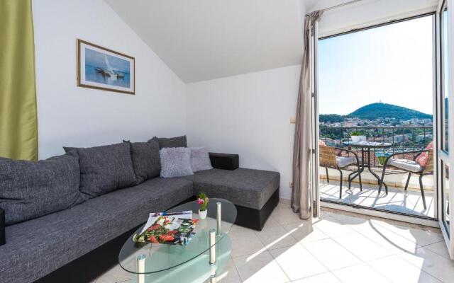 South Wind Apartments