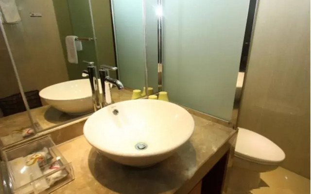 Jinjiang Metropolo Wuhan Jingkai Wanda