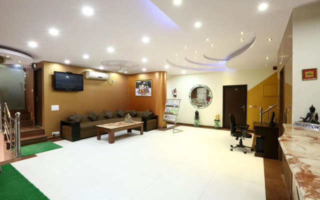 OYO 14919 Hotel Airport Vatika