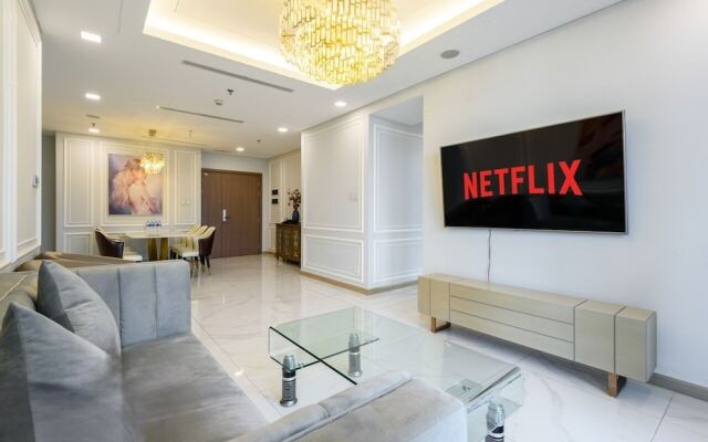 Somi Luxstay Landmark 81