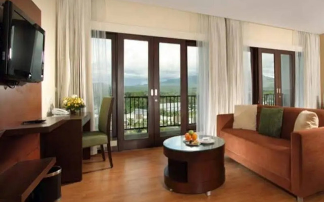 Sutanraja Hotel, Convention & Recreation