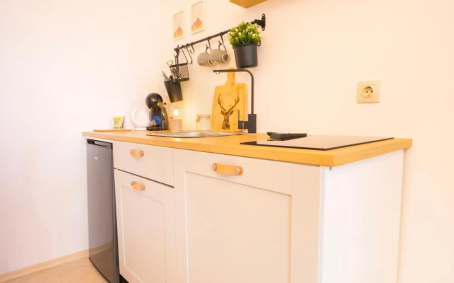 Studio 9, St John Park