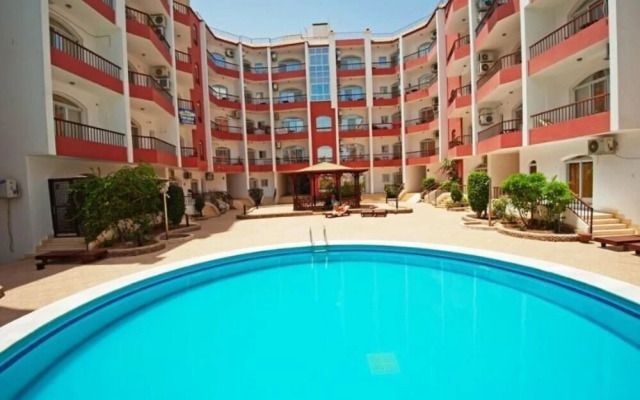 Desert Pearl Apartments