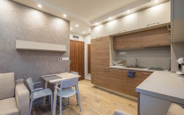 FM Deluxe 1-BDR Apartment - M&M