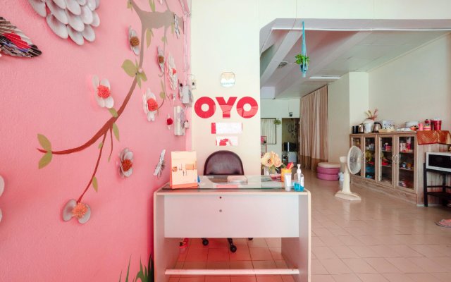 OYO 1099 Star House